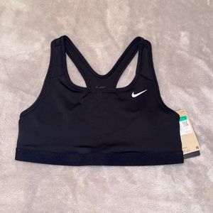 sports bra